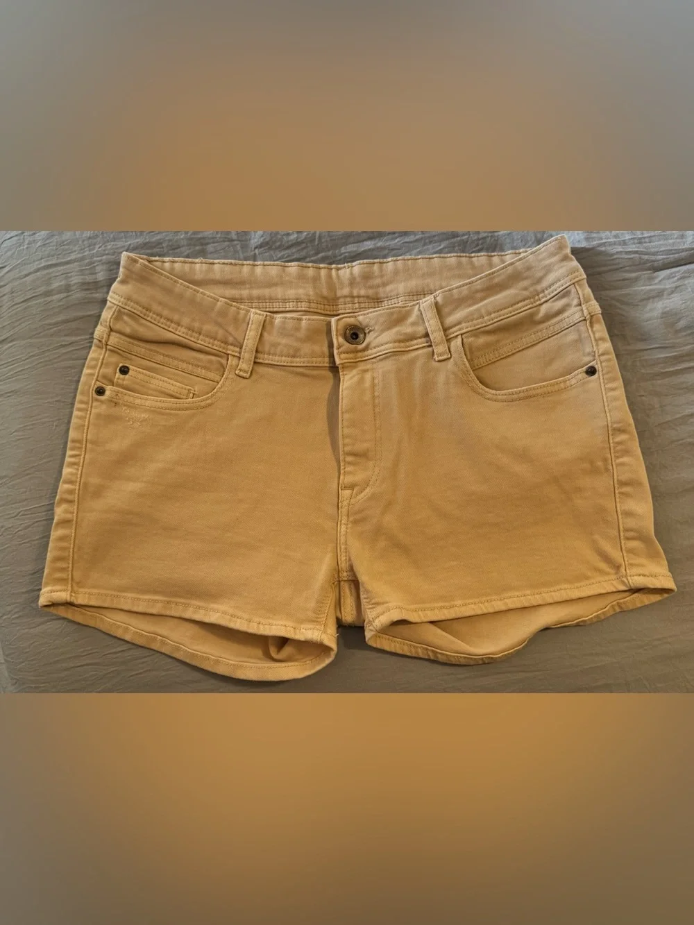 Zara Cream Denim Short Shorts size 10